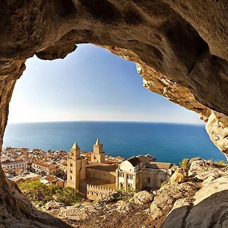 Lo Duca Apartments تْشيفالو المظهر الخارجي الصورة